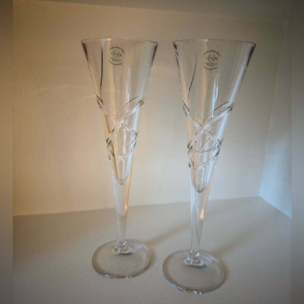 Lenox - Fine European Crystal - Toasting Flute Pair
